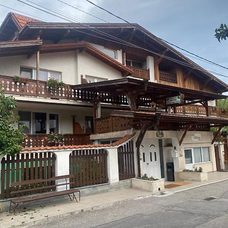 Family Hotel Zdravets Sofia Exterior foto